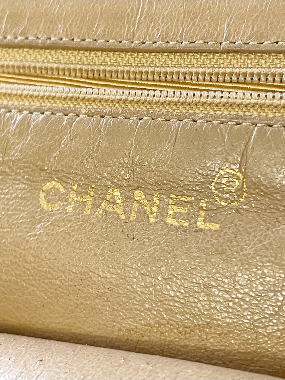 Chanel beige leather vintage for restoration AS IS - Picture 14 of 16